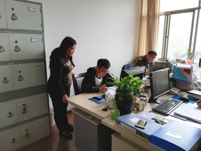 学校组织开展党风廉政建设问卷调查活动