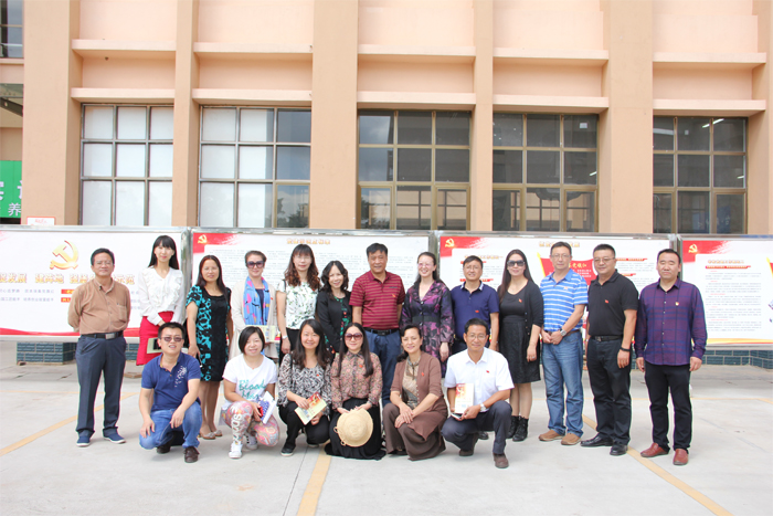 昆明西山区教育党工委到我校参观交流