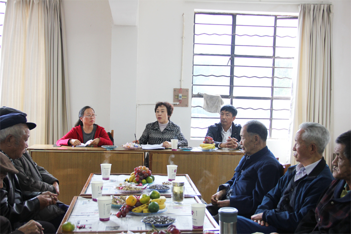 九九重阳节，浓浓敬老情 &mdash;&mdash;学校开展重阳节退休教师座谈会