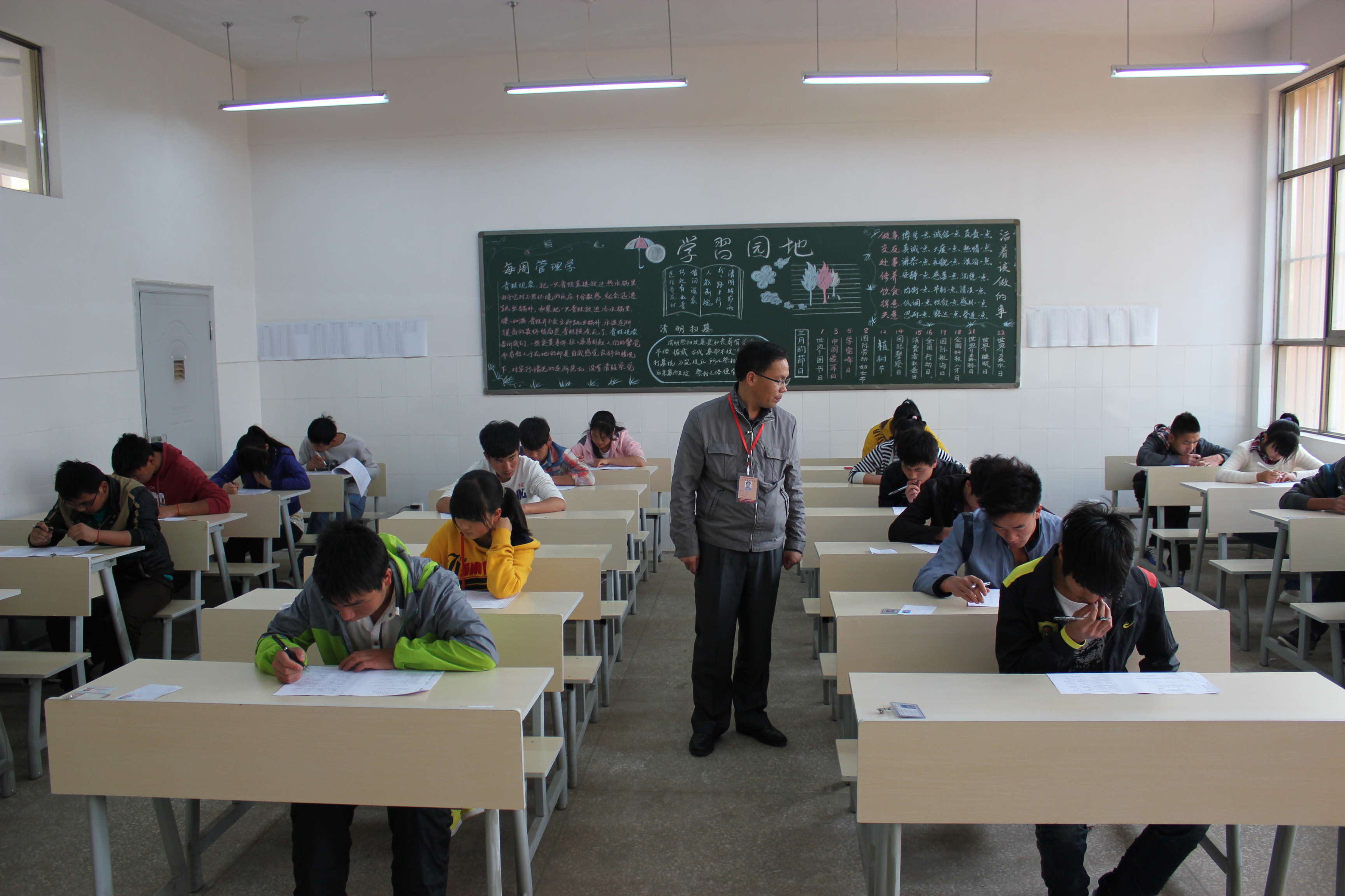 第26职业技能鉴定所顺利举行全省职业资格技能鉴定统一考试