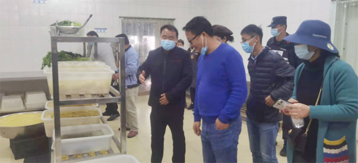 学校开展食品安全及消防工作检查