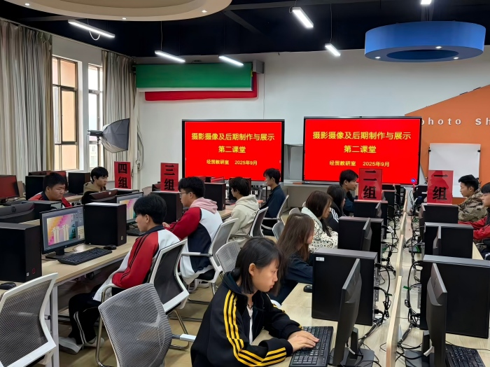 学校各专业广泛开展&ldquo;第二课堂&rdquo;